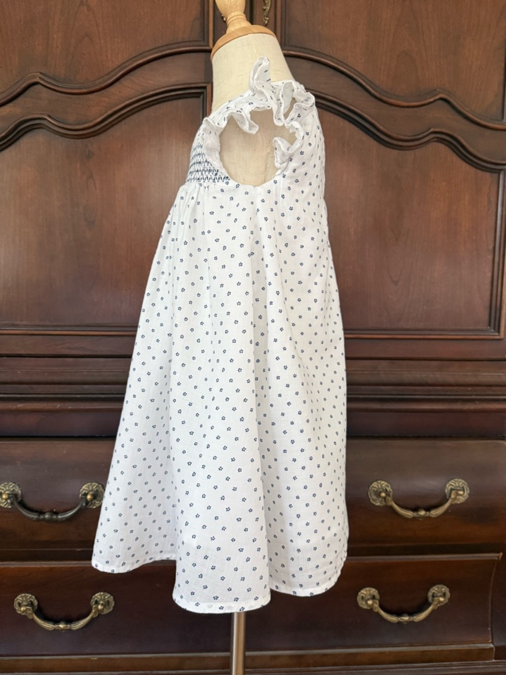 Smocked Flutter Sleeve Dress White Navy Floral Cottagecore Boutique Dress - Picture 5 of 8